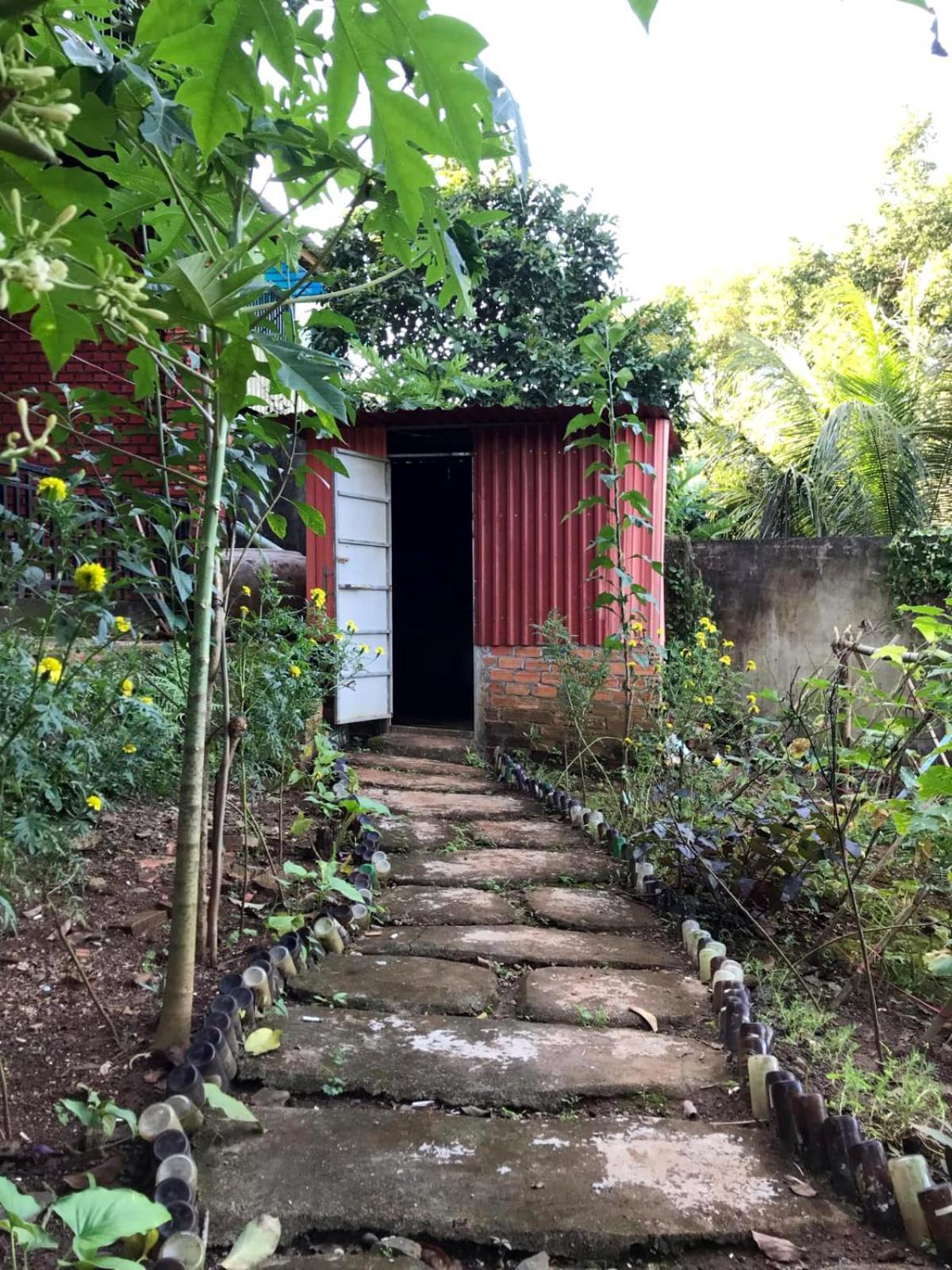 Backpacker Hostel And Jungle Trekking Banlung Exteriör bild
